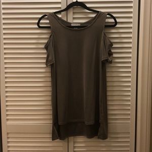 Brown cold shoulder short sleeve top